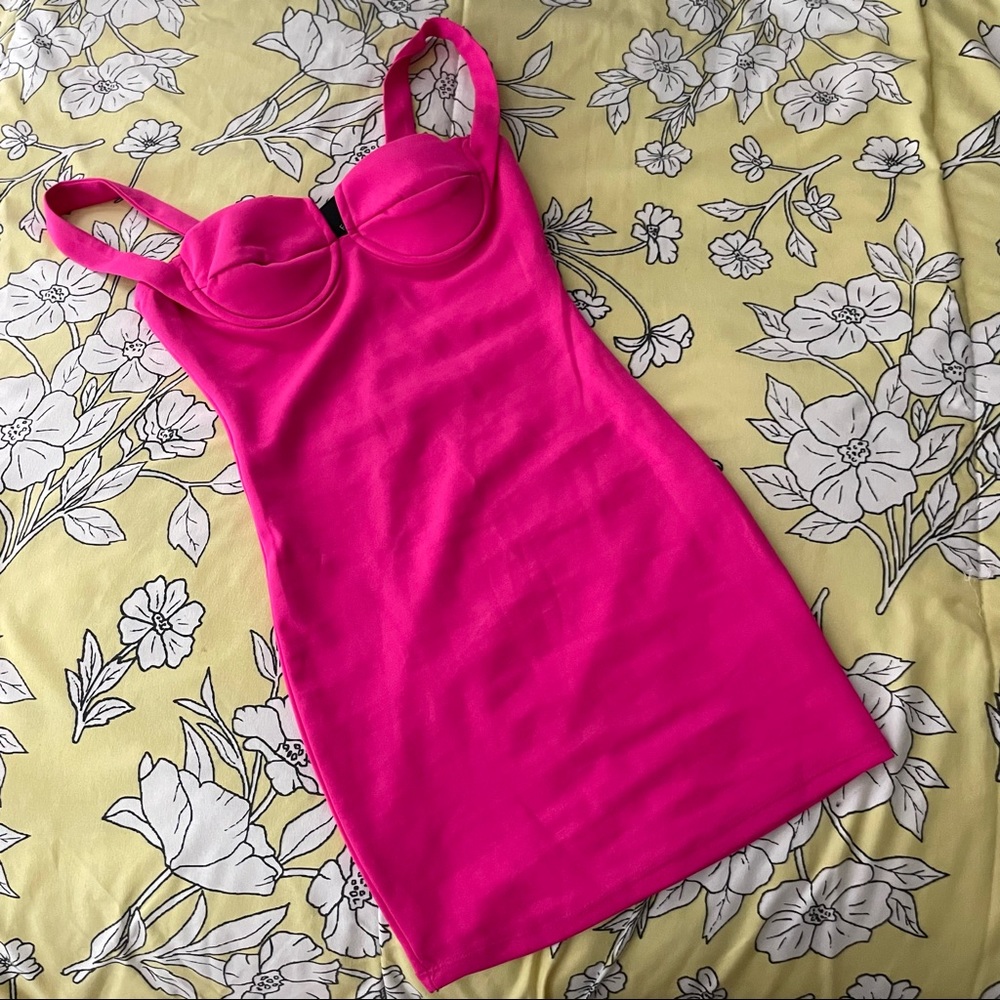 FASHION NOVA dress